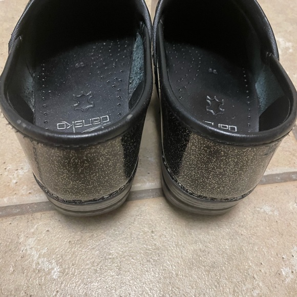 Dansko clogs - Picture 5 of 5